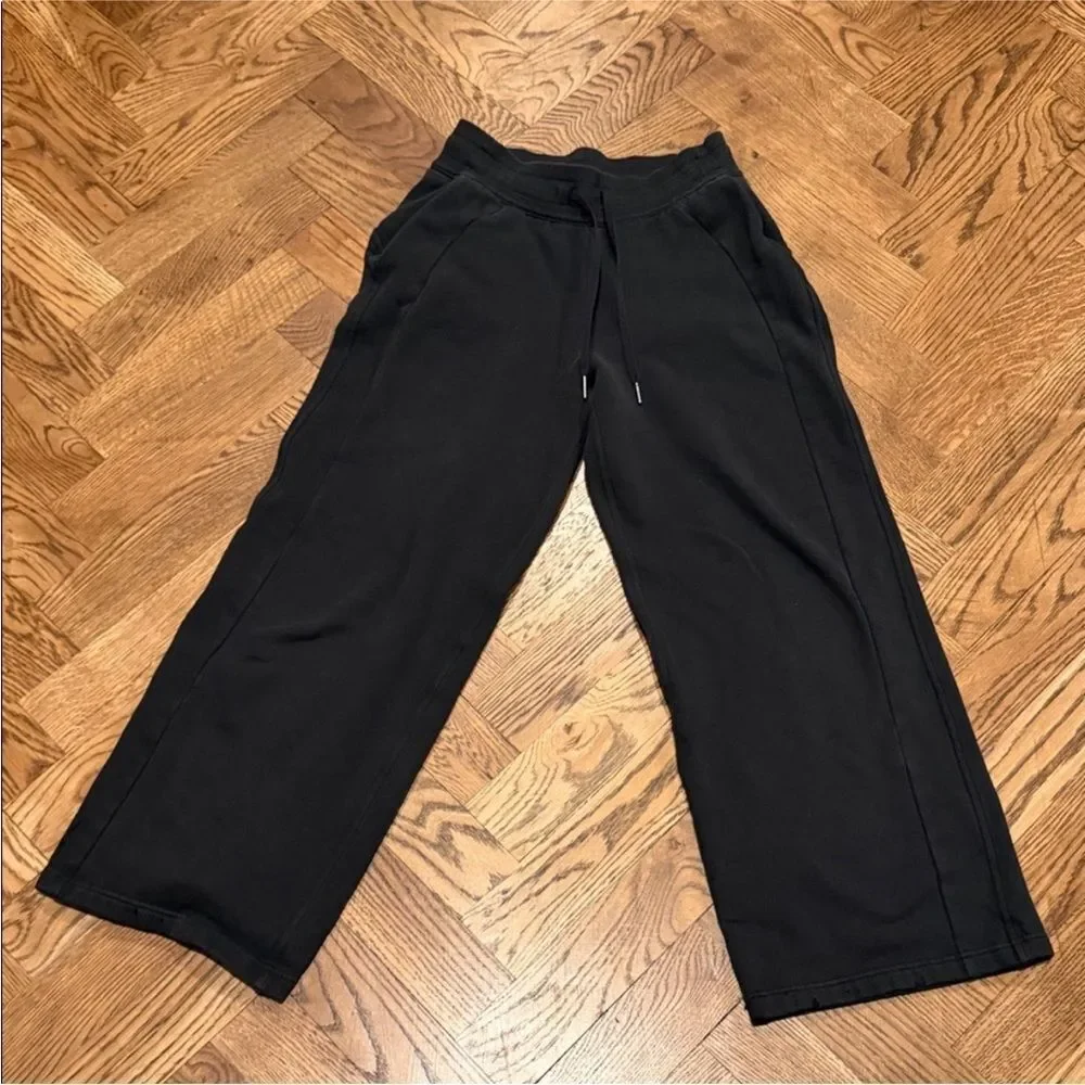 Lululemon Scuba wide leg